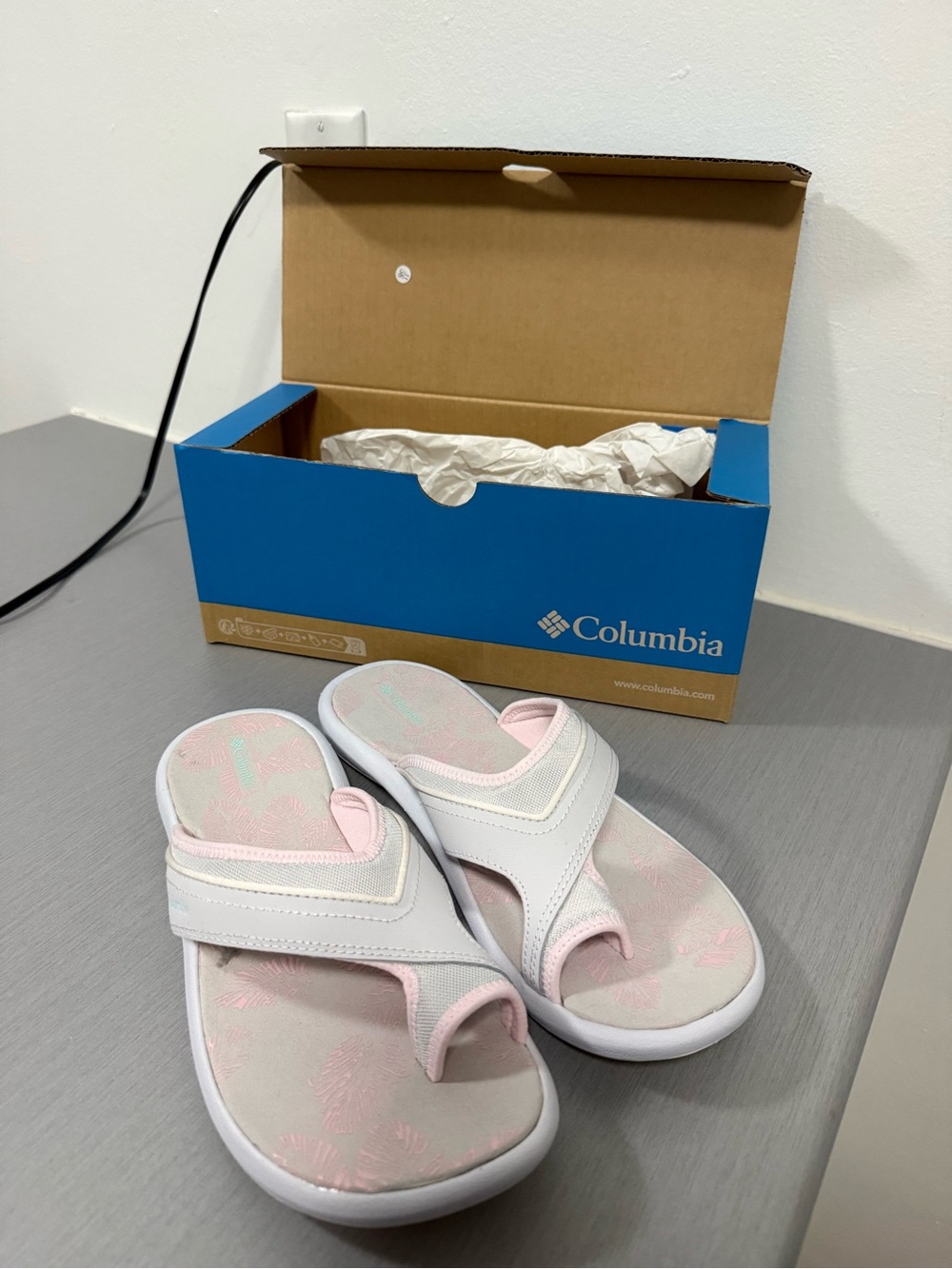 Columbia Kea II Sandals, Pink/Grey – Women’s Size 11